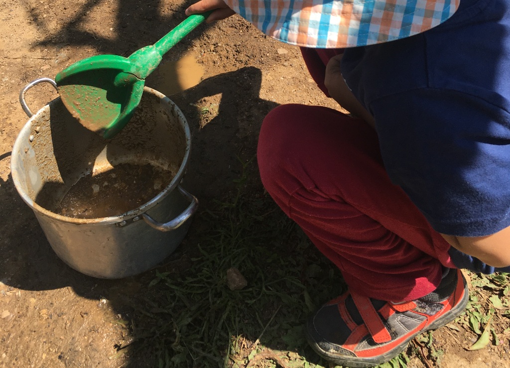 Cozinha de Lama (31)