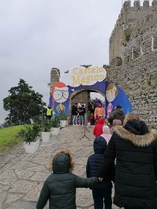 VISITA AO CASTELO MÁGICO